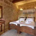 Villa Superb Maltese Farmhouse With Private Pool Victoria