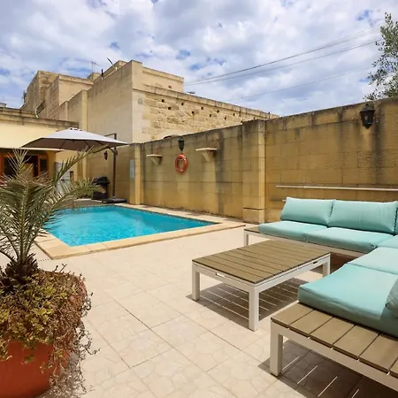 Superb Maltese Farmhouse With Private Pool Victoria