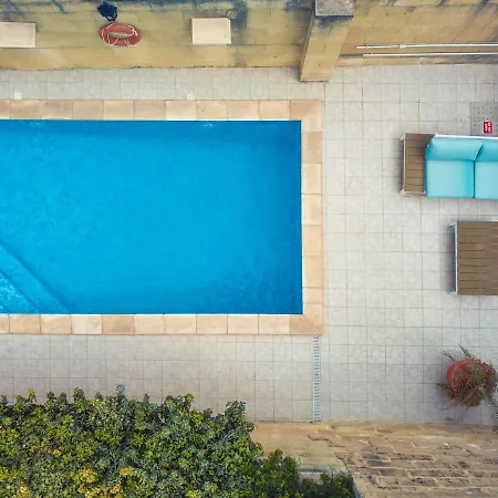 Villa Superb Maltese Farmhouse With Private Pool *