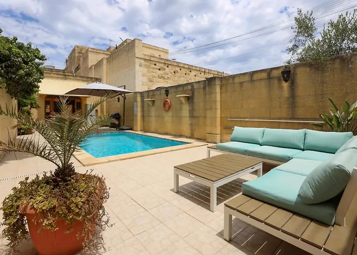 Superb Maltese Farmhouse With Private Pool Victoria