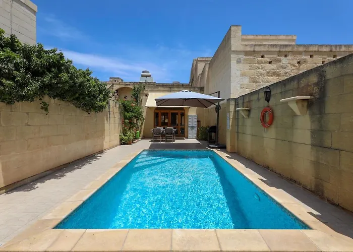 Superb Maltese Farmhouse With Private Pool Vilă Victoria