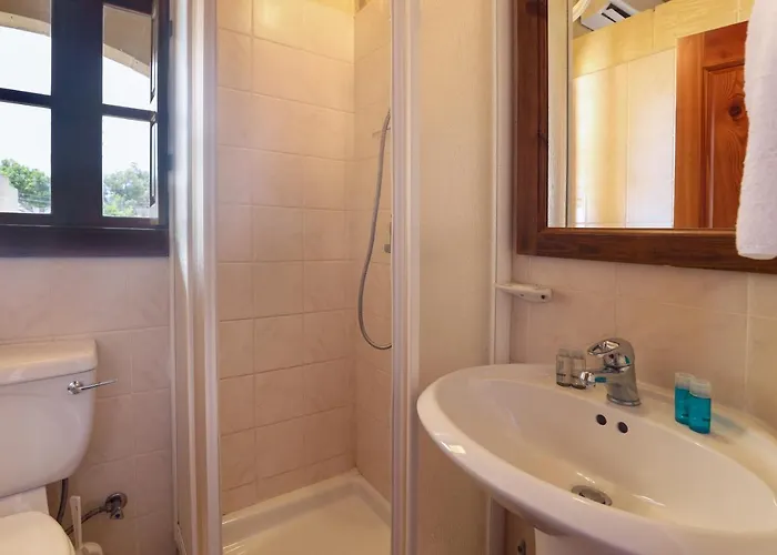 Superb Maltese Farmhouse With Private Pool Vilă