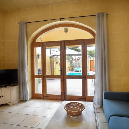 Βίλα Superb Maltese Farmhouse With Private Pool Victoria