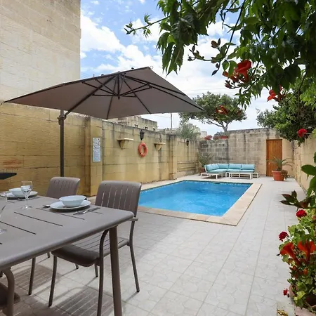 Superb Maltese Farmhouse With Private Pool Vila *