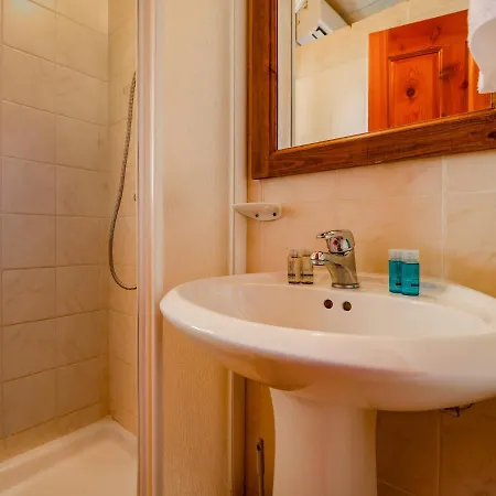 Superb Maltese Farmhouse With Private Pool