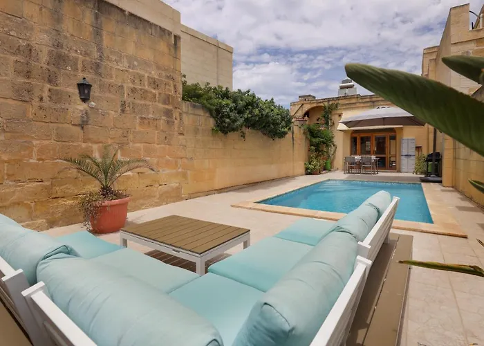 Villa Superb Maltese Farmhouse With Private Pool Victoria