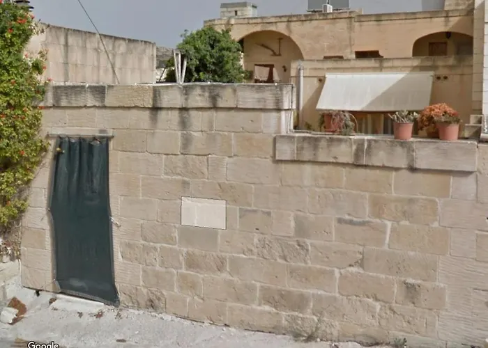 Superb Maltese Farmhouse With Private Pool *