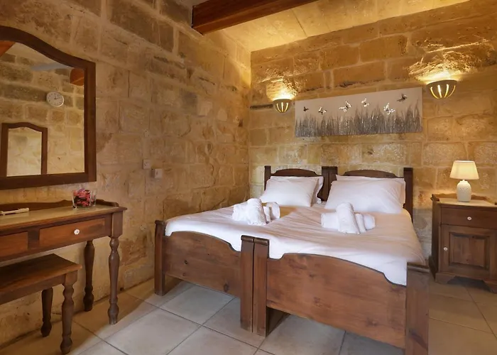 Villa Superb Maltese Farmhouse With Private Pool Victoria